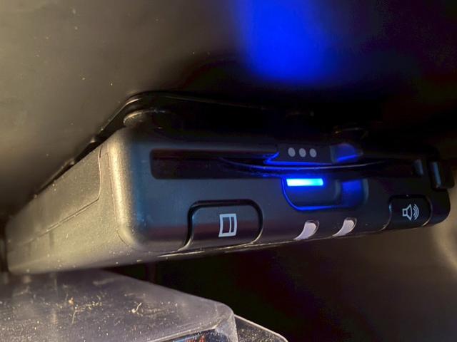 ＭＩＮＩ クーパーＤ　メーカーナビ　ＬＥＤライトパッケージ　パーキングアシストパッケージ　ペッパーパッケージ　バックモニター　ＥＴＣ　純正ＡＷ　ツートンルーフ　革巻きステアリングホイール　Ｂｌｕｅｔｏｏｔｈ　ドラレコ　禁煙（44枚目）