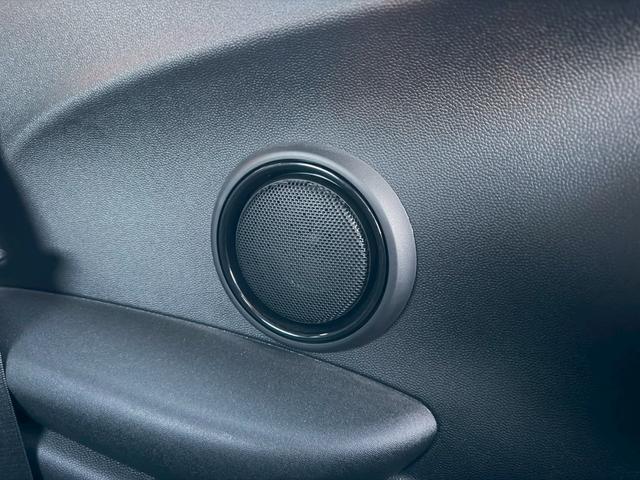 ＭＩＮＩ クーパーＤ　メーカーナビ　ＬＥＤライトパッケージ　パーキングアシストパッケージ　ペッパーパッケージ　バックモニター　ＥＴＣ　純正ＡＷ　ツートンルーフ　革巻きステアリングホイール　Ｂｌｕｅｔｏｏｔｈ　ドラレコ　禁煙（47枚目）