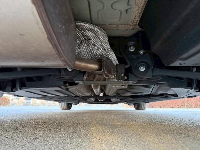 ＭＩＮＩ クーパーＤ　メーカーナビ　ＬＥＤライトパッケージ　パーキングアシストパッケージ　ペッパーパッケージ　バックモニター　ＥＴＣ　純正ＡＷ　ツートンルーフ　革巻きステアリングホイール　Ｂｌｕｅｔｏｏｔｈ　ドラレコ　禁煙（58枚目）