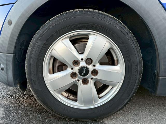 ＭＩＮＩ クーパーＤ　メーカーナビ　ＬＥＤライトパッケージ　パーキングアシストパッケージ　ペッパーパッケージ　バックモニター　ＥＴＣ　純正ＡＷ　ツートンルーフ　革巻きステアリングホイール　Ｂｌｕｅｔｏｏｔｈ　ドラレコ　禁煙（60枚目）