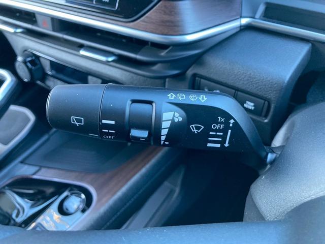 オーラ Ｇ　レザーエディション　純正９インチワイドディスプレイナビ　ＢＯＳＥサウンド　プロパイロット　レザーシート　ワイヤレス充電器　寒冷地仕様　地デジＴＶ　インテリジェントアラウンドビューモニター　デジタルインナーミラー　禁煙車（25枚目）