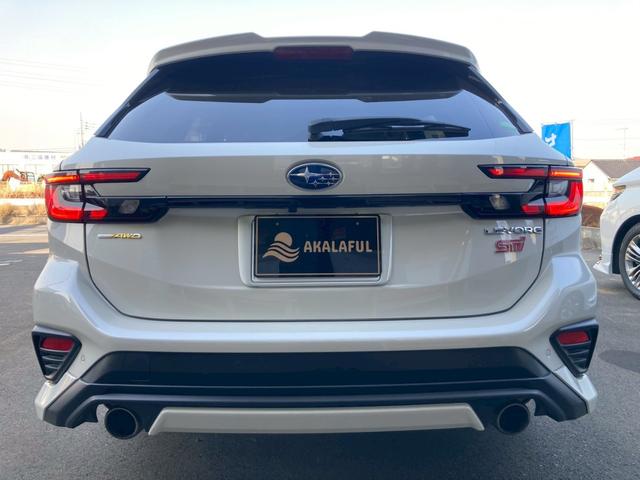 レヴォーグ ＳＴＩスポーツ　ＥＸ　純正１１．６インチナビ　ＳＴＩフロントリップ　リアエアロ　アイサイトコア／Ｘテクノロジー　黒赤レザーシート　バックモニター　ドライブモードセレクト　地デジＴＶ　パドルシフト　シートヒーター（前後）禁煙（9枚目）