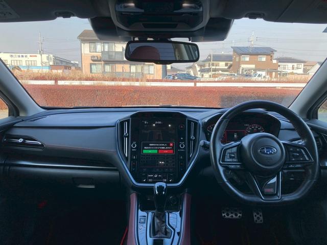 レヴォーグ ＳＴＩスポーツ　ＥＸ　純正１１．６インチナビ　ＳＴＩフロントリップ　リアエアロ　アイサイトコア／Ｘテクノロジー　黒赤レザーシート　バックモニター　ドライブモードセレクト　地デジＴＶ　パドルシフト　シートヒーター（前後）禁煙（16枚目）