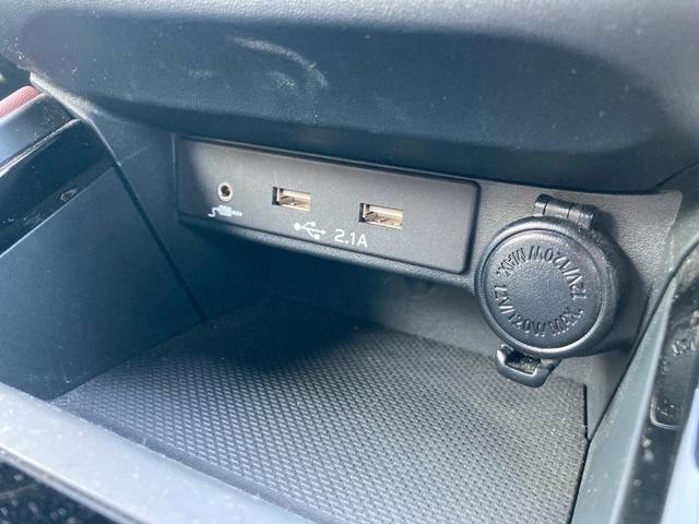 レヴォーグ ＳＴＩスポーツ　ＥＸ　純正１１．６インチナビ　ＳＴＩフロントリップ　リアエアロ　アイサイトコア／Ｘテクノロジー　黒赤レザーシート　バックモニター　ドライブモードセレクト　地デジＴＶ　パドルシフト　シートヒーター（前後）禁煙（29枚目）