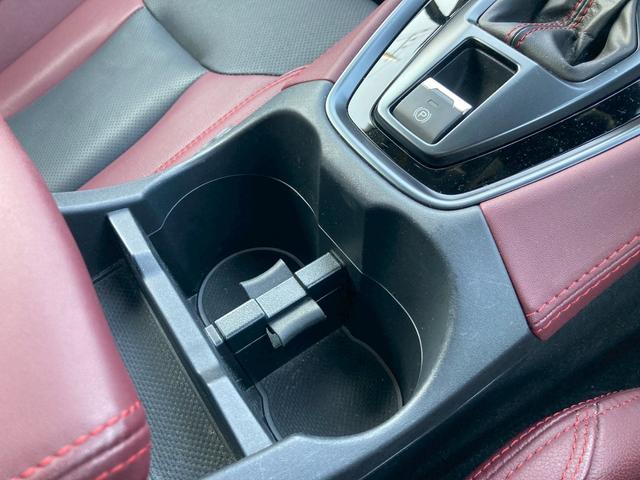 レヴォーグ ＳＴＩスポーツ　ＥＸ　純正１１．６インチナビ　ＳＴＩフロントリップ　リアエアロ　アイサイトコア／Ｘテクノロジー　黒赤レザーシート　バックモニター　ドライブモードセレクト　地デジＴＶ　パドルシフト　シートヒーター（前後）禁煙（32枚目）