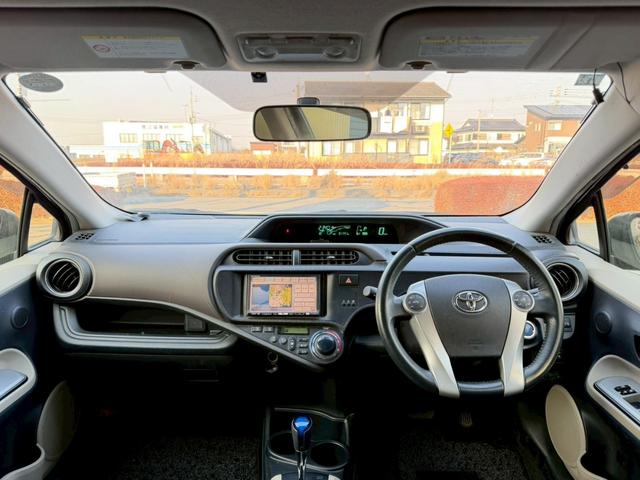 アクア Ｇ　モデリスタエアロ　ナビ　バックモニター　地デジＴＶ　スマートエントリーパッケージ　シートヒーター　ナノイー　ステアリングスイッチ　オートエアコン　ＩＳＯＦＩＸ　禁煙車　車検整備実施　デジタルメーター（16枚目）