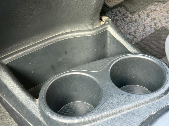 アクア Ｇ　モデリスタエアロ　ナビ　バックモニター　地デジＴＶ　スマートエントリーパッケージ　シートヒーター　ナノイー　ステアリングスイッチ　オートエアコン　ＩＳＯＦＩＸ　禁煙車　車検整備実施　デジタルメーター（26枚目）