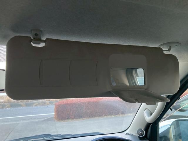 ハイエースバン ロングスーパーＧＬ　フロントリップ　ナビ　ＴＶ　バックモニター　ＡＣ１００Ｖ電源　寒冷地仕様　オートライト　ランプ付きスライドドアステップ　ＳＲＳエアバック　リアクーラー　リアヒーター　イモビライザー　パワーウィンドウ（40枚目）