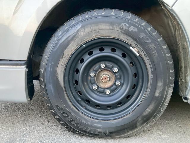 ハイエースバン ロングスーパーＧＬ　フロントリップ　ナビ　ＴＶ　バックモニター　ＡＣ１００Ｖ電源　寒冷地仕様　オートライト　ランプ付きスライドドアステップ　ＳＲＳエアバック　リアクーラー　リアヒーター　イモビライザー　パワーウィンドウ（56枚目）