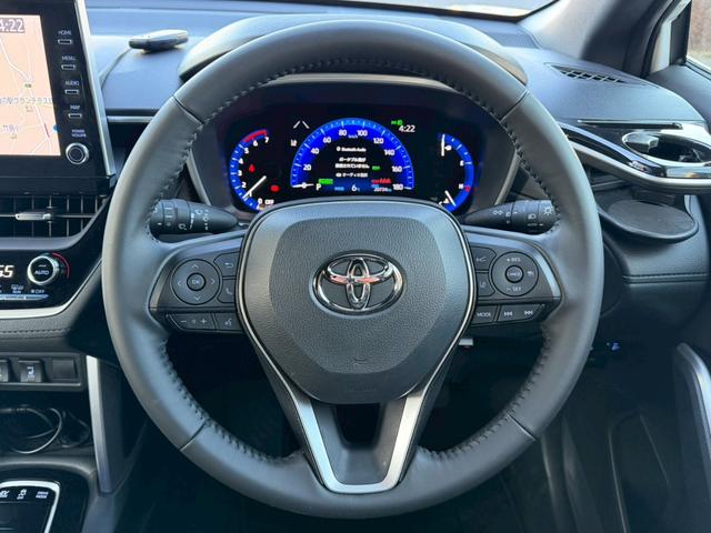 カローラクロス ハイブリッド Z 4WD モデリスタエアロ(F・S・R) 純正9インチナビディスプレイナビ 全方位モニター ブラインドスポットモニター パーキングサポートブレーキ TV セーフティセンス 革ファブリックコンビシート(17枚目)