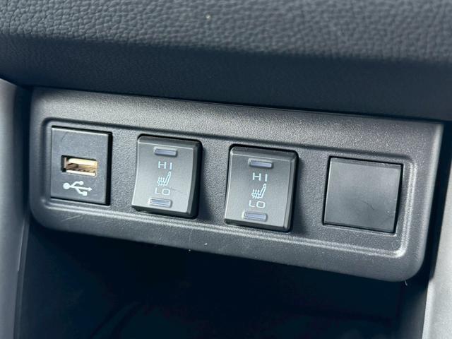 カローラクロス ハイブリッド Z 4WD モデリスタエアロ(F・S・R) 純正9インチナビディスプレイナビ 全方位モニター ブラインドスポットモニター パーキングサポートブレーキ TV セーフティセンス 革ファブリックコンビシート(24枚目)