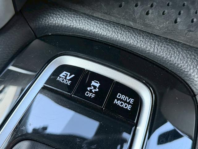 カローラクロス ハイブリッド Z 4WD モデリスタエアロ(F・S・R) 純正9インチナビディスプレイナビ 全方位モニター ブラインドスポットモニター パーキングサポートブレーキ TV セーフティセンス 革ファブリックコンビシート(26枚目)