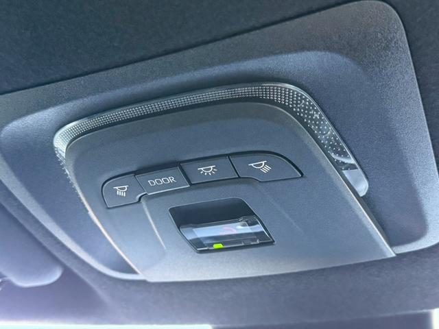 カローラクロス ハイブリッド Z 4WD モデリスタエアロ(F・S・R) 純正9インチナビディスプレイナビ 全方位モニター ブラインドスポットモニター パーキングサポートブレーキ TV セーフティセンス 革ファブリックコンビシート(41枚目)