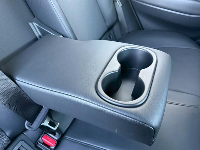 カローラクロス ハイブリッド Z 4WD モデリスタエアロ(F・S・R) 純正9インチナビディスプレイナビ 全方位モニター ブラインドスポットモニター パーキングサポートブレーキ TV セーフティセンス 革ファブリックコンビシート(48枚目)