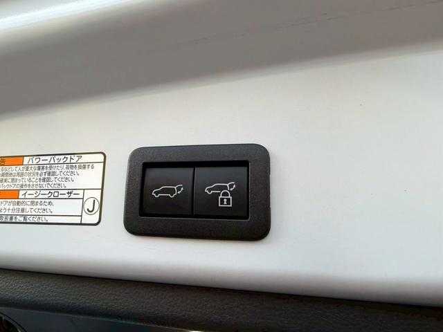 カローラクロス ハイブリッド Z 4WD モデリスタエアロ(F・S・R) 純正9インチナビディスプレイナビ 全方位モニター ブラインドスポットモニター パーキングサポートブレーキ TV セーフティセンス 革ファブリックコンビシート(50枚目)