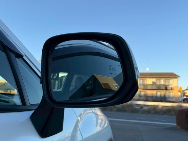 カローラクロス ハイブリッド Z 4WD モデリスタエアロ(F・S・R) 純正9インチナビディスプレイナビ 全方位モニター ブラインドスポットモニター パーキングサポートブレーキ TV セーフティセンス 革ファブリックコンビシート(53枚目)