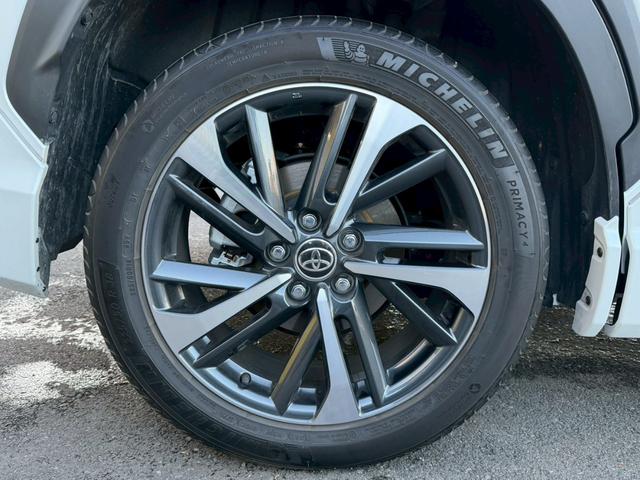 カローラクロス ハイブリッド Z 4WD モデリスタエアロ(F・S・R) 純正9インチナビディスプレイナビ 全方位モニター ブラインドスポットモニター パーキングサポートブレーキ TV セーフティセンス 革ファブリックコンビシート(72枚目)