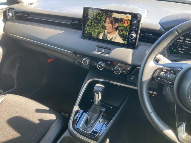 ヴェゼル ｅ：ＨＥＶ　Ｚ　純正コネクトディスプレイナビ　マルチビューカメラ　プレミアムオーディオ　ＴＶ　ホンダセンシング　ブラインドスポットモニター　ＬＥＤヘッドランプ　シートヒーター　ハンズフリーパワーバックドア　ワンオーナ（26枚目）
