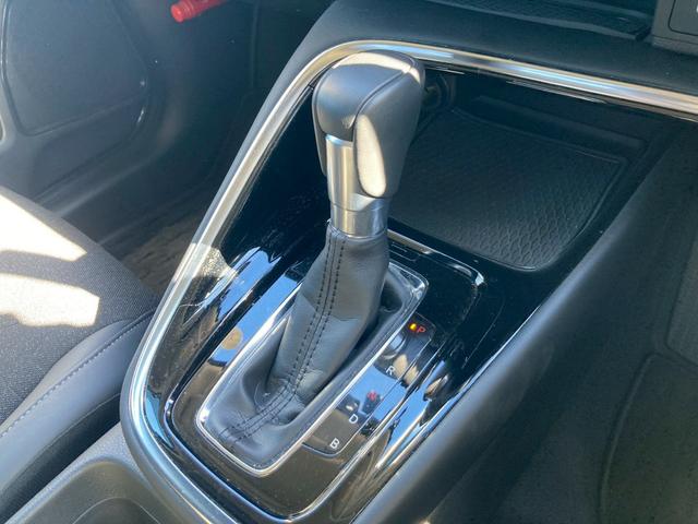 ヴェゼル ｅ：ＨＥＶ　Ｚ　純正コネクトディスプレイナビ　マルチビューカメラ　プレミアムオーディオ　ＴＶ　ホンダセンシング　ブラインドスポットモニター　ＬＥＤヘッドランプ　シートヒーター　ハンズフリーパワーバックドア　ワンオーナ（31枚目）