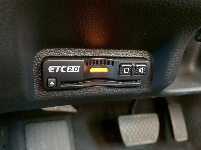 ヴェゼル ｅ：ＨＥＶ　Ｚ　純正コネクトディスプレイナビ　マルチビューカメラ　プレミアムオーディオ　ＴＶ　ホンダセンシング　ブラインドスポットモニター　ＬＥＤヘッドランプ　シートヒーター　ハンズフリーパワーバックドア　ワンオーナ（42枚目）