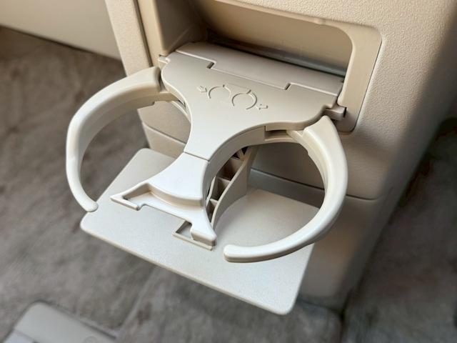 �i�r�t���I�o�b�N���j�^�[�t���̃|���e���ɒv���܂����I�T�����������ł��X�X���ԗ��ł��I���M�̈��S���i�ݒ�ɂȂ��Ă���܂��̂ł����߂ɂ��₢���킹�������I�����ҏ����̂P��ł��I�S���Ή��\�ƂȂ��Ă���܂�