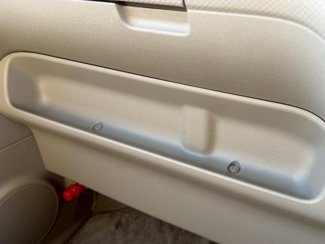 �i�r�t���I�o�b�N���j�^�[�t���̃|���e���ɒv���܂����I�T�����������ł��X�X���ԗ��ł��I���M�̈��S���i�ݒ�ɂȂ��Ă���܂��̂ł����߂ɂ��₢���킹�������I�����ҏ����̂P��ł��I�S���Ή��\�ƂȂ��Ă���܂�