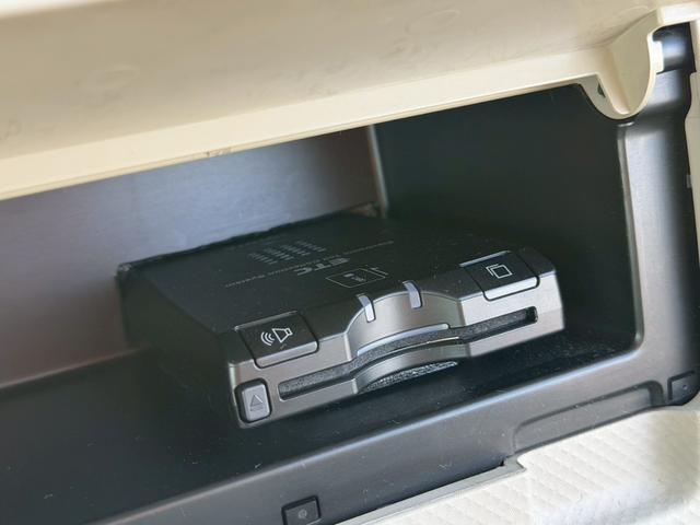 �i�r�t���I�o�b�N���j�^�[�t���̃|���e���ɒv���܂����I�T�����������ł��X�X���ԗ��ł��I���M�̈��S���i�ݒ�ɂȂ��Ă���܂��̂ł����߂ɂ��₢���킹�������I�����ҏ����̂P��ł��I�S���Ή��\�ƂȂ��Ă���܂�