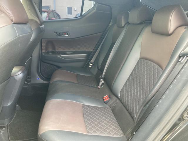 Ｃ－ＨＲ Ｇ　モデリスタエアロ（Ｆ・Ｓ・Ｒ）　純正９インチナビ　ロゴ入ＬＥＤヘッドランプ　シーケンシャルターンランプ　バックモニター　ブラインドスポットモニター　セーフティセンスＰ　ＴＶ　ＥＴＣ２．０（13枚目）