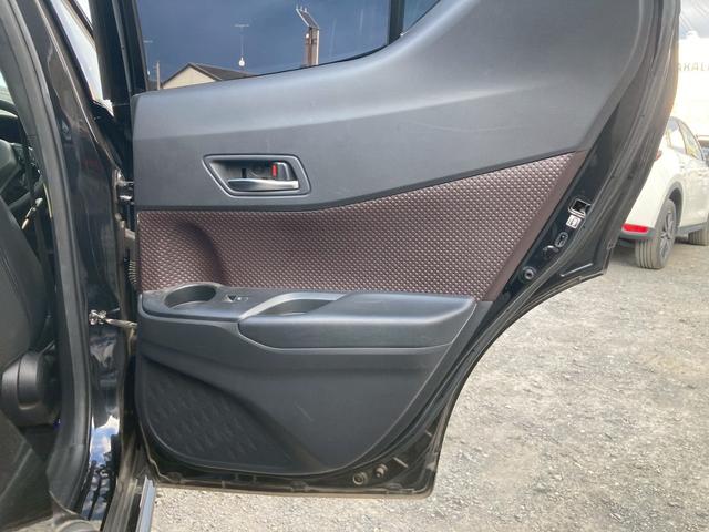 Ｃ－ＨＲ Ｇ　モデリスタエアロ（Ｆ・Ｓ・Ｒ）　純正９インチナビ　ロゴ入ＬＥＤヘッドランプ　シーケンシャルターンランプ　バックモニター　ブラインドスポットモニター　セーフティセンスＰ　ＴＶ　ＥＴＣ２．０（50枚目）