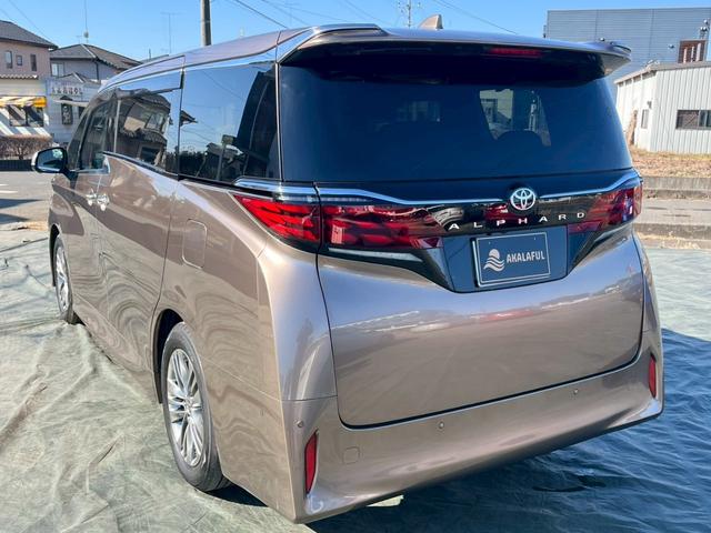 アルファード Ｚ　４ＷＤ　純正１４型ディスプレイナビ　トヨタチームメイト　ユニバーサルステップ　セーフティセンス　パノラミックビューモニター　３眼ＬＥＤヘッドランプ　純正１８ＡＷ　パワーバックドア　ＴＶ　ＥＴＣ２．０（7枚目）