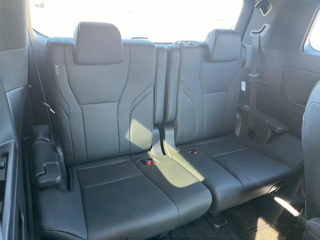 アルファード Ｚ　４ＷＤ　純正１４型ディスプレイナビ　トヨタチームメイト　ユニバーサルステップ　セーフティセンス　パノラミックビューモニター　３眼ＬＥＤヘッドランプ　純正１８ＡＷ　パワーバックドア　ＴＶ　ＥＴＣ２．０（14枚目）