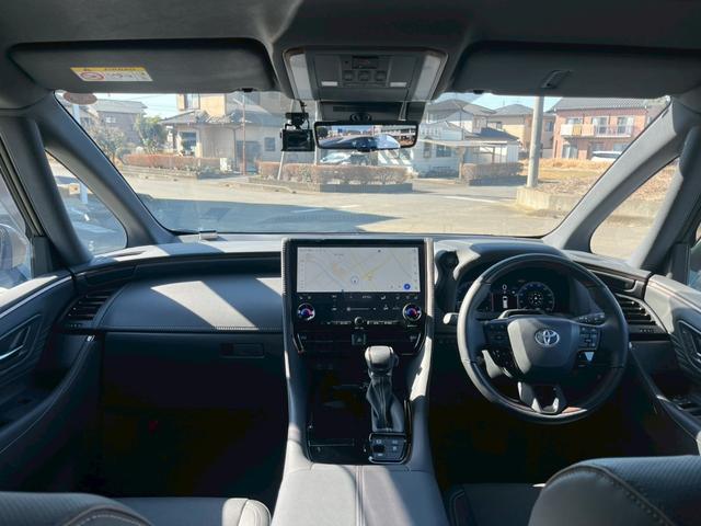アルファード Ｚ　４ＷＤ　純正１４型ディスプレイナビ　トヨタチームメイト　ユニバーサルステップ　セーフティセンス　パノラミックビューモニター　３眼ＬＥＤヘッドランプ　純正１８ＡＷ　パワーバックドア　ＴＶ　ＥＴＣ２．０（18枚目）