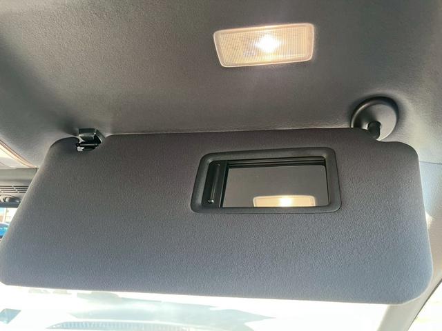 アルファード Ｚ　４ＷＤ　純正１４型ディスプレイナビ　トヨタチームメイト　ユニバーサルステップ　セーフティセンス　パノラミックビューモニター　３眼ＬＥＤヘッドランプ　純正１８ＡＷ　パワーバックドア　ＴＶ　ＥＴＣ２．０（41枚目）