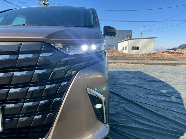 アルファード Ｚ　４ＷＤ　純正１４型ディスプレイナビ　トヨタチームメイト　ユニバーサルステップ　セーフティセンス　パノラミックビューモニター　３眼ＬＥＤヘッドランプ　純正１８ＡＷ　パワーバックドア　ＴＶ　ＥＴＣ２．０（62枚目）