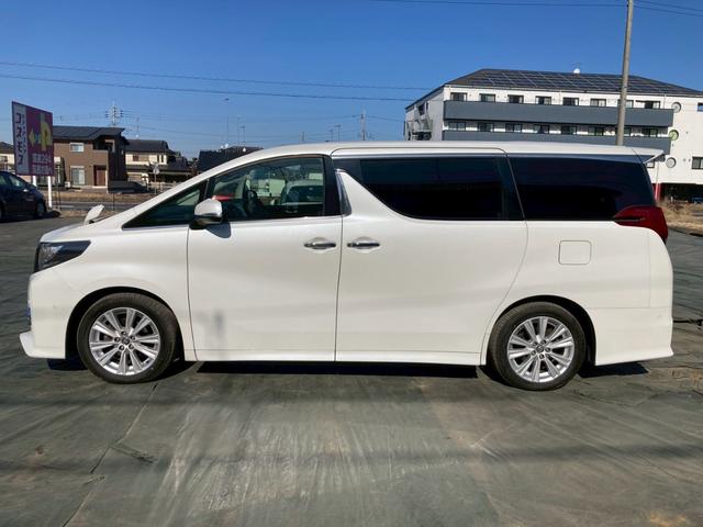 アルファード ２．５Ｓ　Ａパッケージ　メーカーナビ　ＪＢＬプレミアムサウンド　１２．１型後席モニター　サンルーフ　両側パワースライドドア　デジタルインナーミラー　ＬＥＤヘッドランプ　シートカバー付　地デＴＶ　ＤＶＤ再生　クリアランスソナー（6枚目）