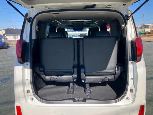 アルファード ２．５Ｓ　Ａパッケージ　メーカーナビ　ＪＢＬプレミアムサウンド　１２．１型後席モニター　サンルーフ　両側パワースライドドア　デジタルインナーミラー　ＬＥＤヘッドランプ　シートカバー付　地デＴＶ　ＤＶＤ再生　クリアランスソナー（16枚目）