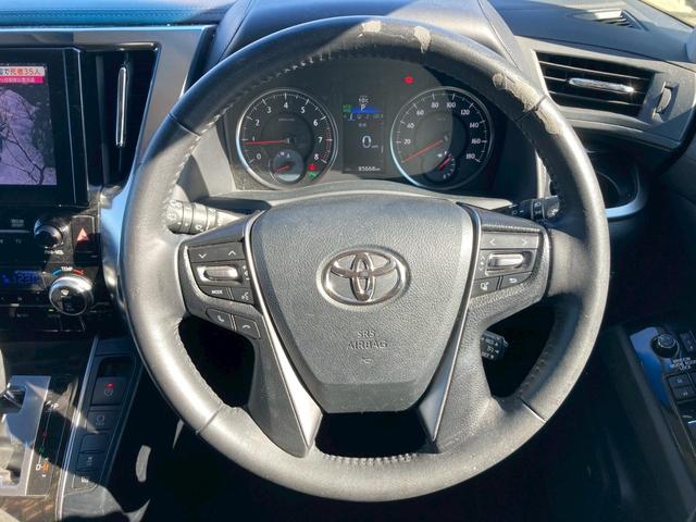 アルファード ２．５Ｓ　Ａパッケージ　メーカーナビ　ＪＢＬプレミアムサウンド　１２．１型後席モニター　サンルーフ　両側パワースライドドア　デジタルインナーミラー　ＬＥＤヘッドランプ　シートカバー付　地デＴＶ　ＤＶＤ再生　クリアランスソナー（18枚目）