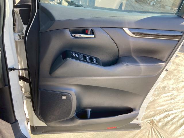 アルファード ２．５Ｓ　Ａパッケージ　メーカーナビ　ＪＢＬプレミアムサウンド　１２．１型後席モニター　サンルーフ　両側パワースライドドア　デジタルインナーミラー　ＬＥＤヘッドランプ　シートカバー付　地デＴＶ　ＤＶＤ再生　クリアランスソナー（35枚目）