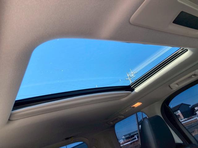 アルファード ２．５Ｓ　Ａパッケージ　メーカーナビ　ＪＢＬプレミアムサウンド　１２．１型後席モニター　サンルーフ　両側パワースライドドア　デジタルインナーミラー　ＬＥＤヘッドランプ　シートカバー付　地デＴＶ　ＤＶＤ再生　クリアランスソナー（52枚目）
