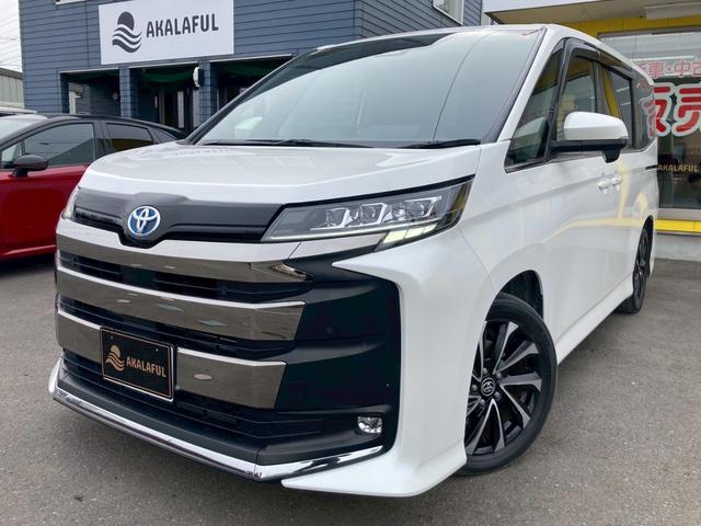 ノア ハイブリッドＳ－Ｚ　純正１０．５型ディスプレイプラス　快適利便パッケージｈｉｇｈ　プロジェクター式ＬＥＤヘッドランプ　地デジＴＶ　ＥＴＣ２．０　両側パワースライドドア　セーフティセンス　バックモニター　パーキングサポート（2枚目）