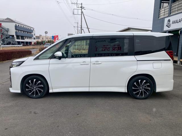 ノア ハイブリッドＳ－Ｚ　純正１０．５型ディスプレイプラス　快適利便パッケージｈｉｇｈ　プロジェクター式ＬＥＤヘッドランプ　地デジＴＶ　ＥＴＣ２．０　両側パワースライドドア　セーフティセンス　バックモニター　パーキングサポート（6枚目）