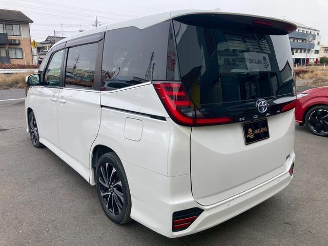 ノア ハイブリッドＳ－Ｚ　純正１０．５型ディスプレイプラス　快適利便パッケージｈｉｇｈ　プロジェクター式ＬＥＤヘッドランプ　地デジＴＶ　ＥＴＣ２．０　両側パワースライドドア　セーフティセンス　バックモニター　パーキングサポート（8枚目）