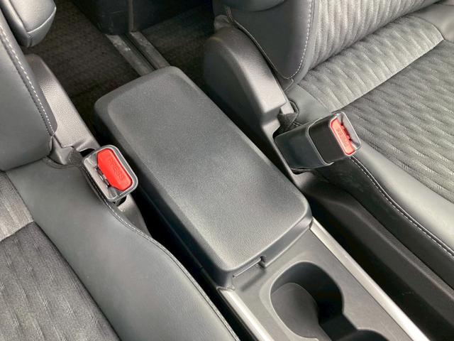 ノア ハイブリッドＳ－Ｚ　純正１０．５型ディスプレイプラス　快適利便パッケージｈｉｇｈ　プロジェクター式ＬＥＤヘッドランプ　地デジＴＶ　ＥＴＣ２．０　両側パワースライドドア　セーフティセンス　バックモニター　パーキングサポート（37枚目）