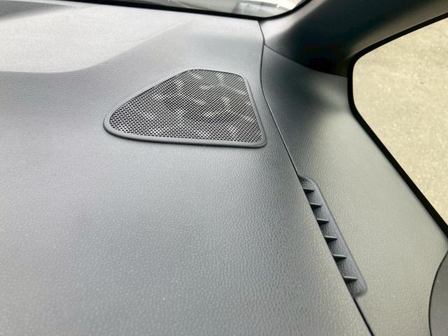 ノア ハイブリッドＳ－Ｚ　純正１０．５型ディスプレイプラス　快適利便パッケージｈｉｇｈ　プロジェクター式ＬＥＤヘッドランプ　地デジＴＶ　ＥＴＣ２．０　両側パワースライドドア　セーフティセンス　バックモニター　パーキングサポート（41枚目）