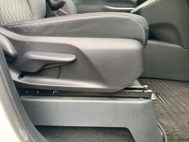 ノア ハイブリッドＳ－Ｚ　純正１０．５型ディスプレイプラス　快適利便パッケージｈｉｇｈ　プロジェクター式ＬＥＤヘッドランプ　地デジＴＶ　ＥＴＣ２．０　両側パワースライドドア　セーフティセンス　バックモニター　パーキングサポート（50枚目）