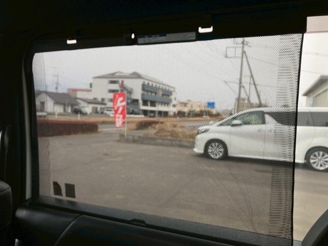 ノア ハイブリッドＳ－Ｚ　純正１０．５型ディスプレイプラス　快適利便パッケージｈｉｇｈ　プロジェクター式ＬＥＤヘッドランプ　地デジＴＶ　ＥＴＣ２．０　両側パワースライドドア　セーフティセンス　バックモニター　パーキングサポート（56枚目）