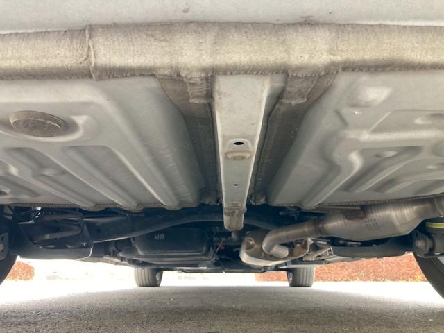 ノア ハイブリッドＳ－Ｚ　純正１０．５型ディスプレイプラス　快適利便パッケージｈｉｇｈ　プロジェクター式ＬＥＤヘッドランプ　地デジＴＶ　ＥＴＣ２．０　両側パワースライドドア　セーフティセンス　バックモニター　パーキングサポート（63枚目）