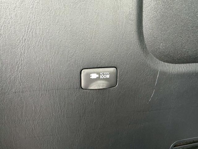 ハイエースバン スーパーＧＬ　ダークプライムＩＩ　純正ナビ　両側パワースライドドア　パノラミックビューモニター　セーフティセンス　ＴＲＤフロントスポイラー　ＴＲＤマッドフラップ　ＡＣ１００Ｖ電源　ＴＶ　プッシュスタート　リアヒータークーラー　禁煙車（44枚目）