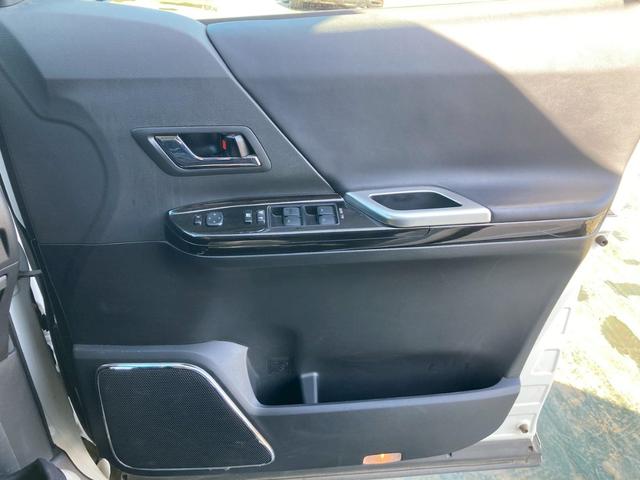 ヴェルファイア 2.4Z ゴールデンアイズ ナビ 両側パワースライドドア バックモニター TV 純正18AW クルーズコントロール クリアランスソナー HIDヘッドランプ 後席キャプテンシート 車検R9.12月 革巻きウッドコンビハンドル 禁煙(37枚目)