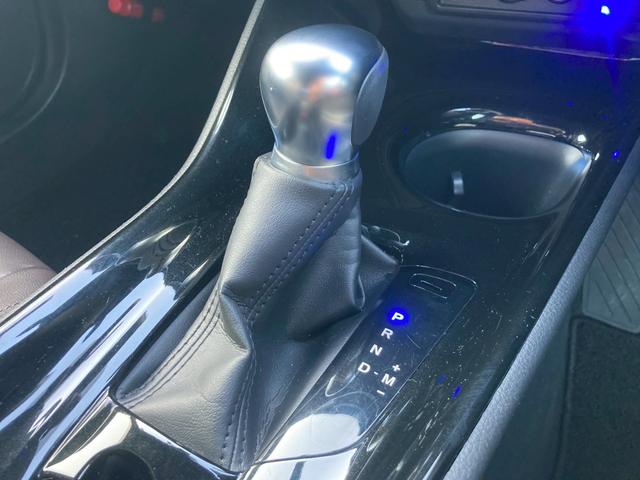 Ｃ－ＨＲ Ｇ－Ｔ　純正エアロ　アルパイン９インチナビ　バックモニター　セーフティセンス　ブラインドスポットモニター　クリアランスソナー　ロゴ入ＬＥＤヘッドランプ　ＴＶ　純正１８ＡＷ　バックソナー　シートヒーター　禁煙車（32枚目）